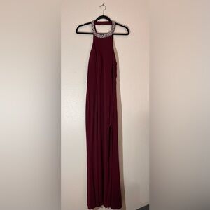 City Triangles Maroon Formal Gown w/ Beaded Neckline – Size 15